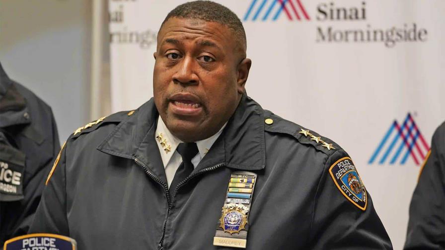 Dimite el jefe de la Policía de Nueva York acusado de exigir sexo a una subordinada