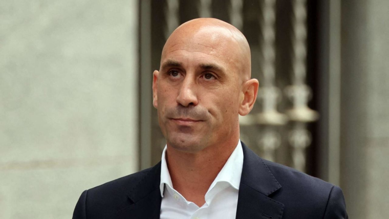 Rubiales, condenado por agresión sexual por el beso a Jenni Hermoso y absuelto de coacción