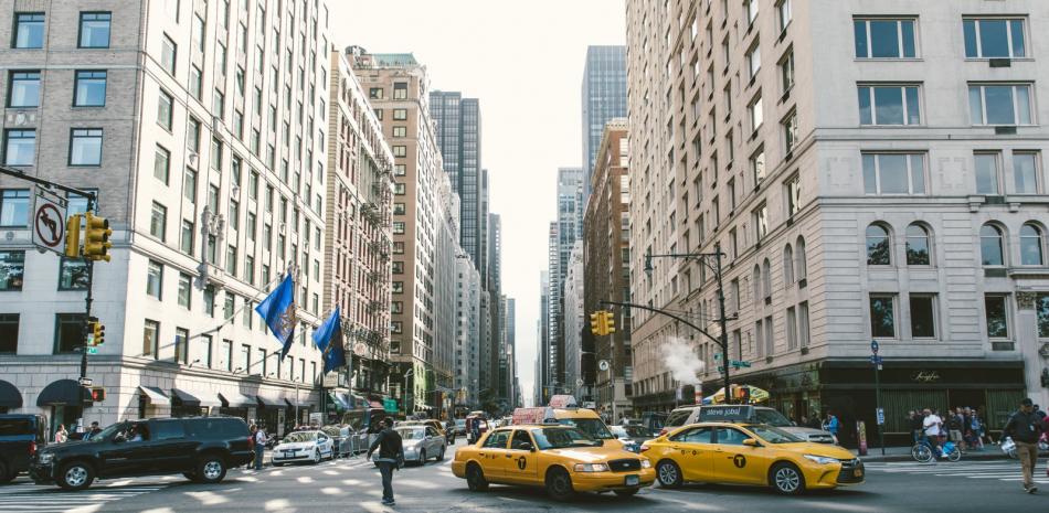 Ciudad de Nueva York exhorta a inmigrantes en carta abierta a acudir por cuidados de salud